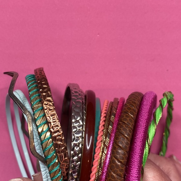 Stack of y2k style bangle bracelets bundle - Picture 4 of 4